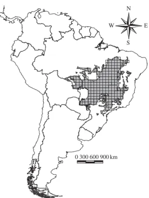 Figure 1. Distribution of the 181 cells that were used to ana- ana-lyse the spatial variation of mammal and bird species  rich-ness in the Cerrado Biome.