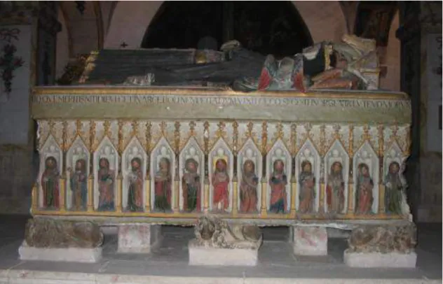 Fig.  3.Túmulo  da  infanta  D.  Isabel.  Coimbra,  igreja  do  mosteiro  de  Santa  Clara-a-Nova