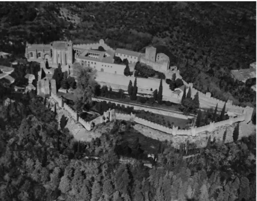 Fig. 21  – Reconstituição conjectural do Castelo, Charola e Convento   no tempo da administração manuelina