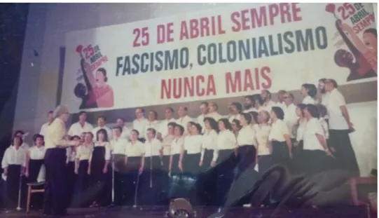 Figura 3. Apresentação do coro da AAM em Angola. (Fonte: Arquivo pessoal  Ana Paula Sampaio) 