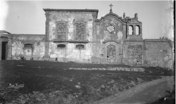 Figura 19: Fotografia das ruínas da Casa e da Capela do Covelo não datada de Phot.ª Guedes