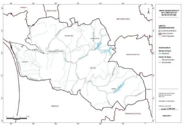 Fig. 4. Mapa hidrográfico do concelho de Alcácer do Sal (Plano Municipal de Defesa da Floresta Contra Incêndios de  Alcácer do Sal: Caderno II-Informação Base, Gabinete Técnico Florestal, 2009)