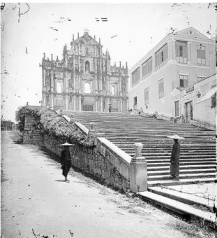 Figura 14  –  Ruínas de São Paulo, 1870   [Fonte: John Thomson] 