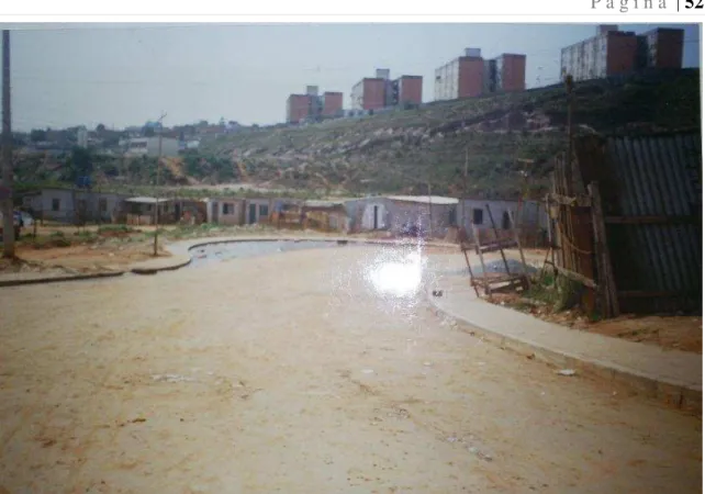 Foto 8: Da mesma forma que na foto anterior, ao fundo as edificações da COHAB-Tiradentes