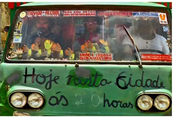 Figura  7  -  Imagem  retirada  de  cena  do  filme  Bye  bye  Brasil:  Caminhão  da  Caravana Rolidei 