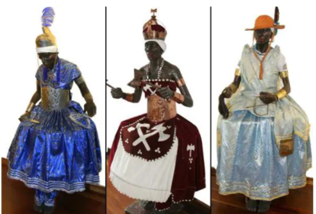 Figura  3  -  Vestimentas  de  Ogum,  Xangô  e  Oxóssi  expostas  no  Museu  da  Cidade,  na  Bahia