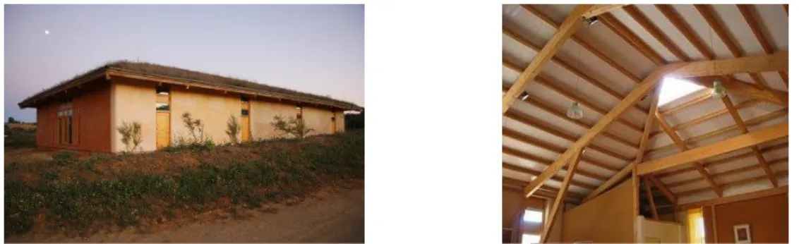Figura 4: Auditório construído com fardos de palha em Tamera (Beja)  Fonte: www.tamera.org 