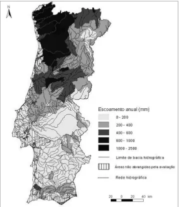 Figura  2.9  Distribuição  espacial  do  escoamento  anual  médio  em Portugal Continental no período de  1941/42 a 1990/91 (INAG, 2001) 