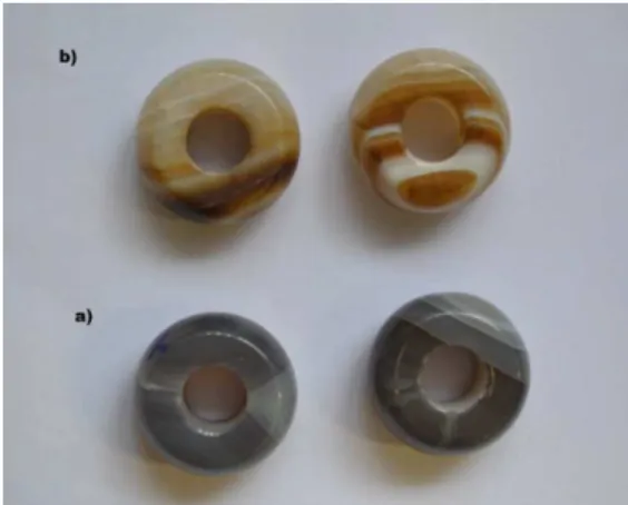 Figura 3. Imagens das gemas antes (a) e após tingimento (b) com solução  recuperada pela técnica de eletrodiálise