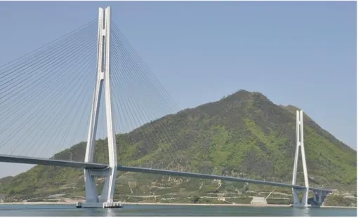 Figure 11 - Tatara Bridge (Japan, 1999) 