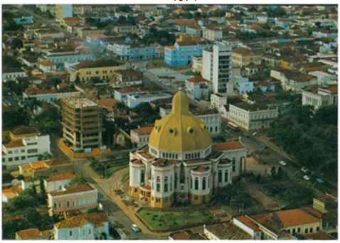 Foto 1 -Vista aérea da cidade: Catedral de São Carlos: São Carlos, SP –  1974 
