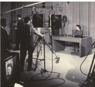 Figura 18 - Folheto de apresentação da RTP,  distribuído quando das primeiras emissões  experimentais de televisão em 1956-09-04