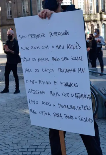 Figura 2 — Manifestação ‘Parados, nunca calados’ na Avenida  dos Aliados, Porto. Manifestação convocada pelo Cena-STE e  realizada no dia 4 de junho, no Porto e em Lisboa.