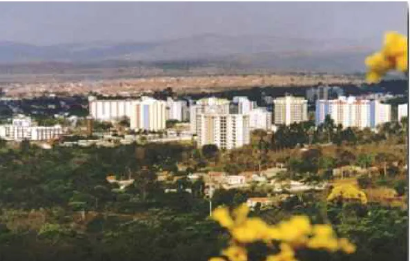 Figura 06 - Vista panorâmica do bairro do Turista em Caldas Novas (GO), 2005. 