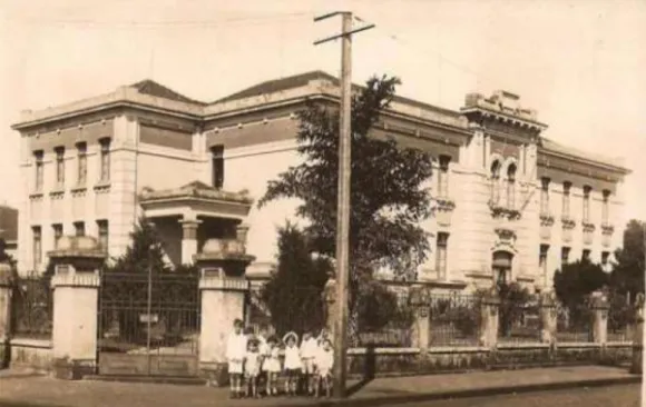 Ilustração 08: Ginásio de Ribeirão Preto (atual Otoniel Mota). Fonte APHRP (J. Gullaci, 1935)