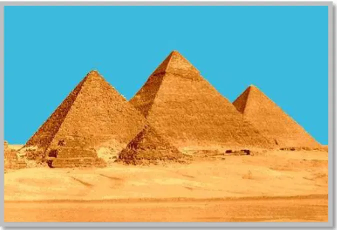 Figura 3.1 - Pirâmides de Gizé, Egipto.