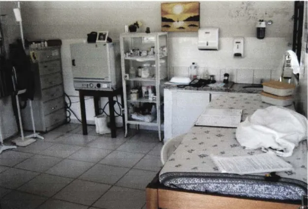 Foto 7 - Enfermaria do Lar de amparo. Foto tirada em Março de 2.006. 