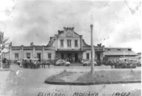 Figura  3  –  Estação  Mogiana  no  Município  de  Araguari,  em  1942,  ponto  interligado  à  cidade de Uberlândia, no caminho ao estado de Goiás