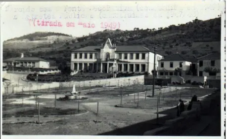 Figure  1.  The  garden  and  town  hall  of  Vila  Flor,  1949.  
