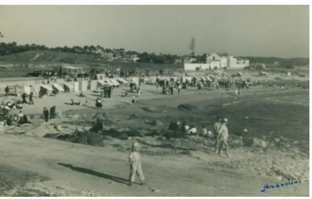 Figura 37 - Foto da praia de Leça da Palmeira a sul da praia do Aterro (s/d)( Fonte: Arquivo Municipal de  Matosinhos) 