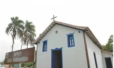 Figura 4 Igreja de São Sebastião (Planaltina  –  Distrito Federal, Brasil), bicentenária  começou a ser construída em 1810, em adobe, como pagamento de uma promessa