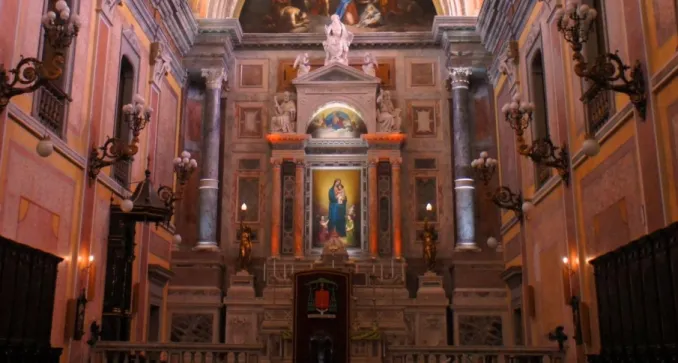 Figura 10: Visão parcial do altar-mor da Catedral da Sé de Belém. 