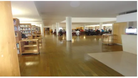 Figura 23.  Interior da Biblioteca da Universidade de Aveiro 