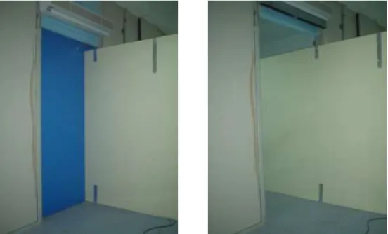 Figura  11  –  Dois  pormenores  do  ecrã  de medida  esticado  entre  as  duas  salas:  durante  o  período  de  pré  aquecimento  das  salas,  com  a  porta  de  madeira  fechada  (esq.);  no  decurso  de  um  ensaio  (dir.)