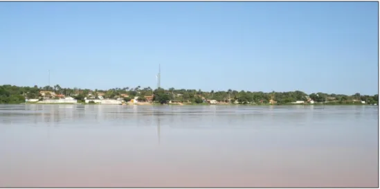 Foto 10: Cidade de São Romão vista da margem direita, do ancoradouro da balsa, jan./2009
