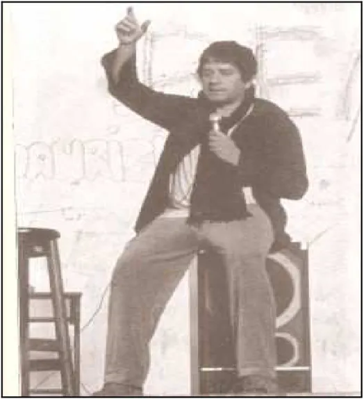 Figura 7: Plínio Marcos em palestra para estudantes na Universidade de São Paulo,   1980