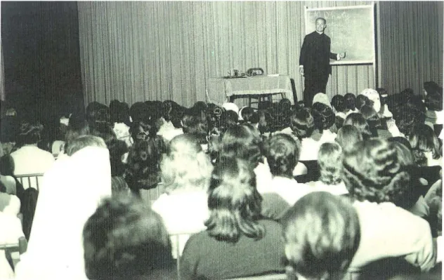 Figura 4 – Curso de Parapsicologia ministrado pelo Padre Quevedo em 1965. 