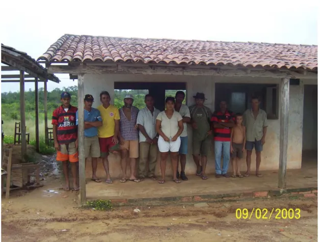 Figura 10 – Escola Independência, na Comunidade Jericó, Garrafão do Norte, Pará, onde acabava de  acontecer uma reunião da Associação de produtores de Jericó