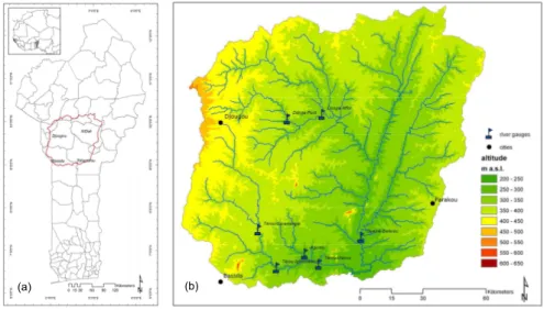 Fig. 1. (a) Benin with communal borders and Upper Ou´em´e catchment. (b) Upper Ou´em´e catchment with river gauges of CATCH-project and Direction G´en´eral de l’Hydraulique used for model validation.