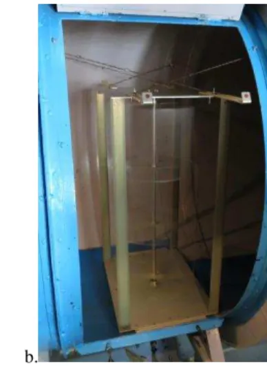 Figure 1. Darrieus type VAWT: (a) schematic view and (b) experimental VAWT in the wind tunnel of Faculty of  Aerospace Engineering - UPB 