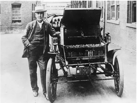 Figura 2 - Thomas Edison e seu primeiro carro elétrico 