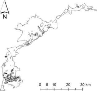 Figure 1. Outline of the study area in the Biebrza valley, Poland, indicating the location of 50 1-km transects along which singing male Aquatic Warblers were surveyed in 2011 and 2012
