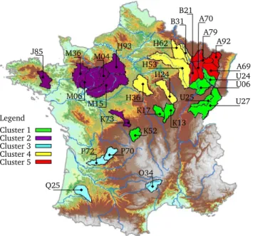 Fig. 1. Location of the catchments grouped by clusters. Some of them have been used in the BGS-CV process, while the others have been used for extrapolation