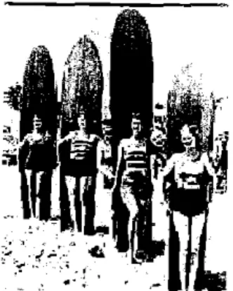 Figura  3:  primeiras  surfistas californienses 