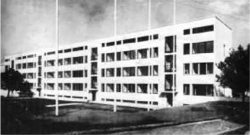 Figura  14: Fachada principal do Siedlung Weissenhof em Stuttgart, 1927. Arquiteto Mies van der  Rohe.