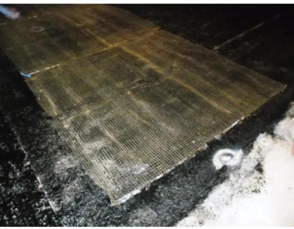 Figura 3.2 - Grelha de fibra de carbono aplicada no pavimento da obra A 