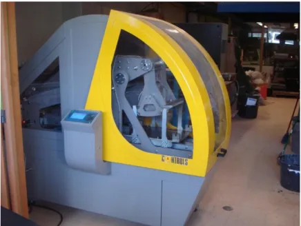 Figura 3.9-Roller Compactor utilizado na compactação das lajes. 