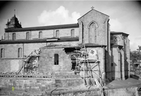 Figure 1.2  –  Side façade of São Francisco church in Porto, Portugal, documenting an intervention  performed under the supervision of DGEMN