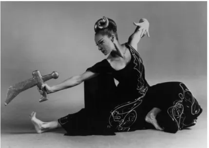 Figura  15:  Coreografia  de  Martha  Graham  intitulada  &#34;Clytemnestra&#34;  data  originalmente  de  1958.  Fonte: 