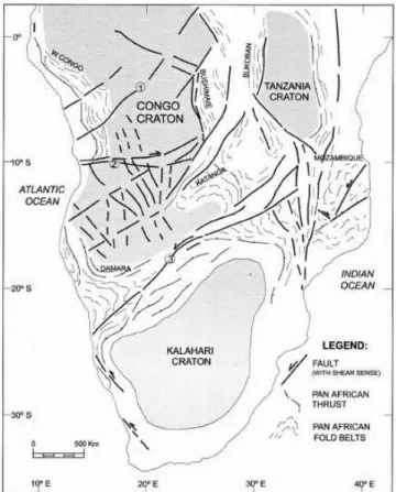 Figura 3.2 – Cratões Africanos. Destacam-se as zonas de fraqueza estrutural existentes no Cratão do  Congo e corredor SW-NE correspondente ao Complexo Vulcânico de Angola (Pereira et al., 2003)