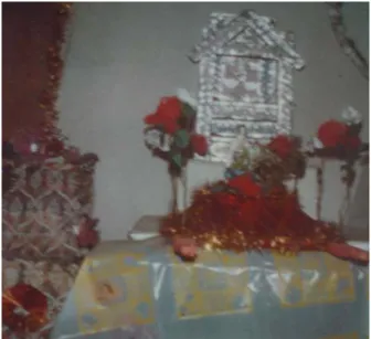 Foto 2: Altar de Santa Tereza, feito por Dona Maria em Peptal Velho. 