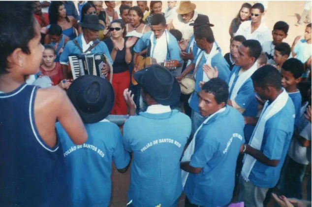 Foto 1: Folia de reis na comunidade de Sambaíba, década de 80. 