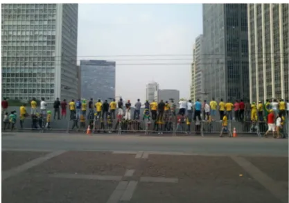 Foto nº 2: Viaduto do Chá, 17 de junho de 2014, vista para o Vale do Anhangabaú                  