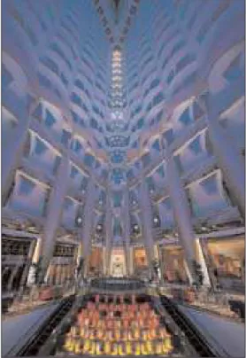 Ilustração 43: Átrio central do Hotel Burj al Arab em Dubai, vista aérea.