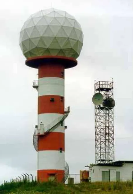Figura 3-4: Fotos do Radar Meteorológico Doppler Banda S do SIMEPAR em Teixeira  Soares - PR