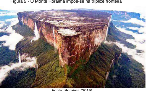 Figura 2 - O Monte Roraima impõe-se na tríplice fronteira 